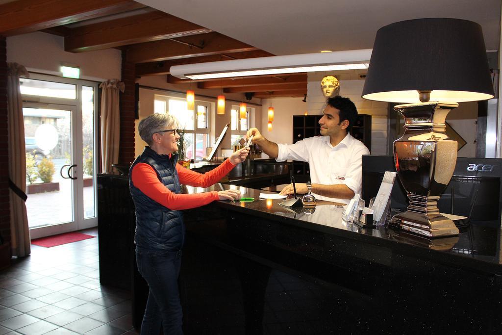 Hotel Alexander Koln Frechen Esterno foto
